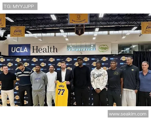 湖人队迎詹姆斯复出，比尔赛季报销奇才受挫，独行侠交易补强东契奇阵容